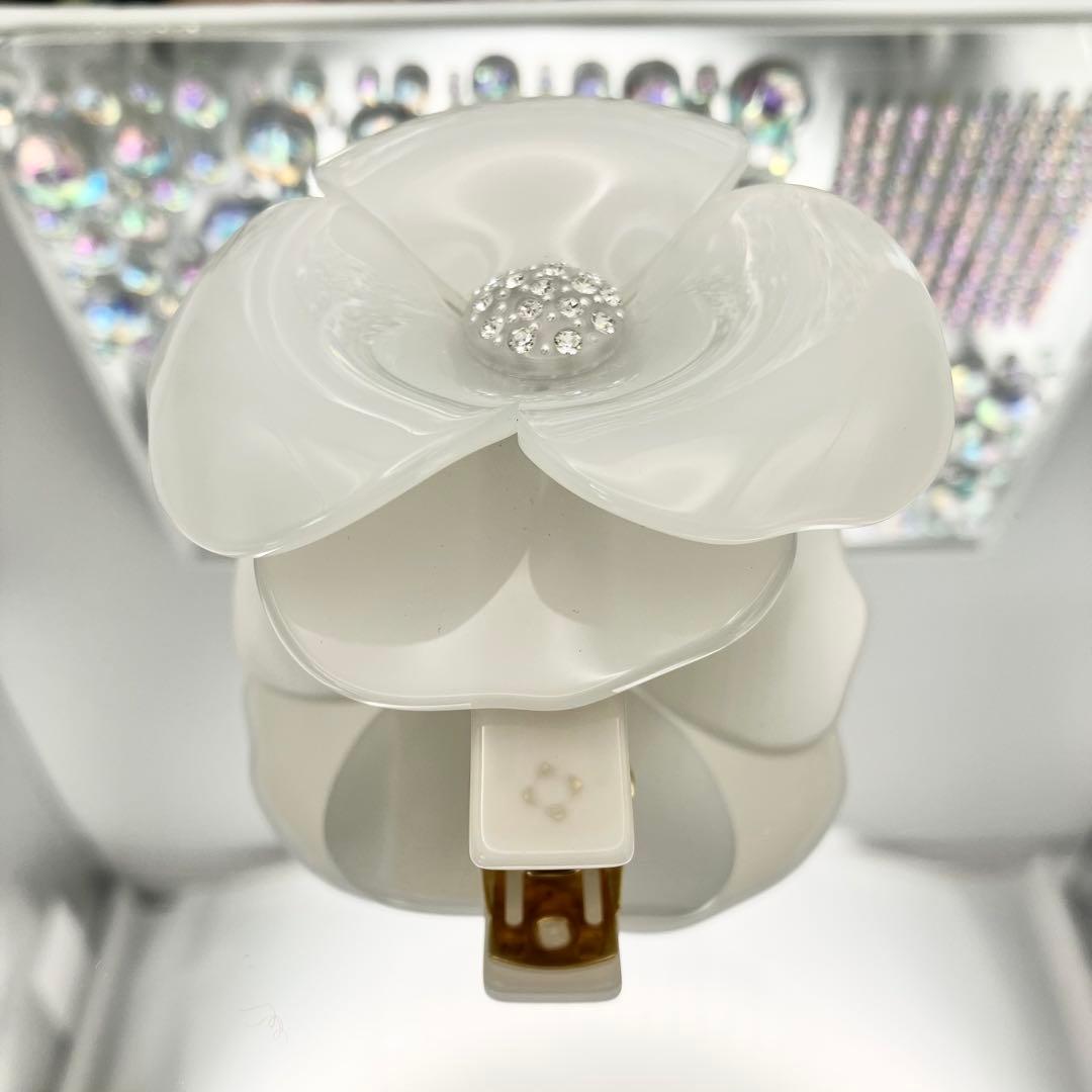 【極美品】アレクサンドルドゥパリ バレッタ 花 フラワー ホワイト ストーン