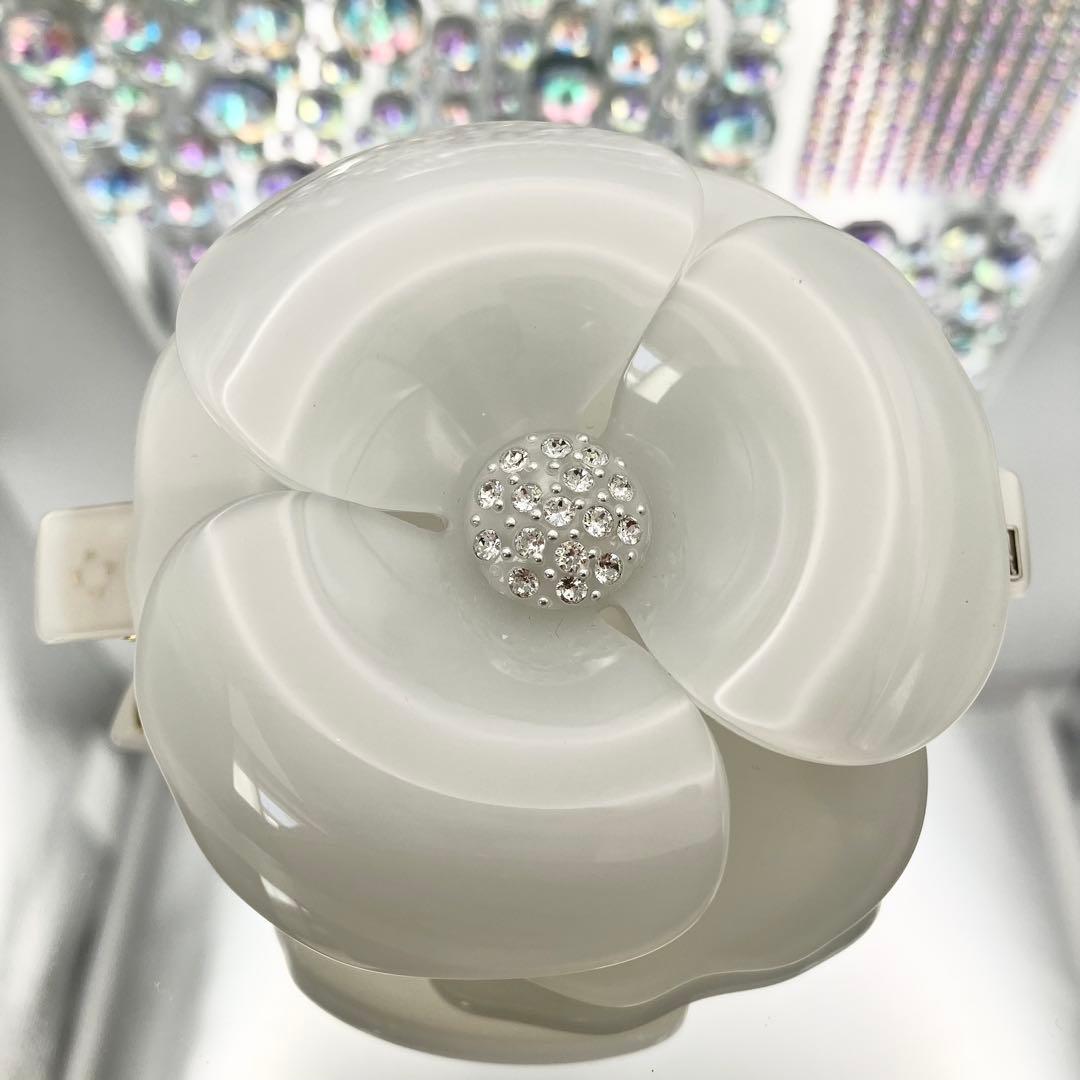 【極美品】アレクサンドルドゥパリ バレッタ 花 フラワー ホワイト ストーン