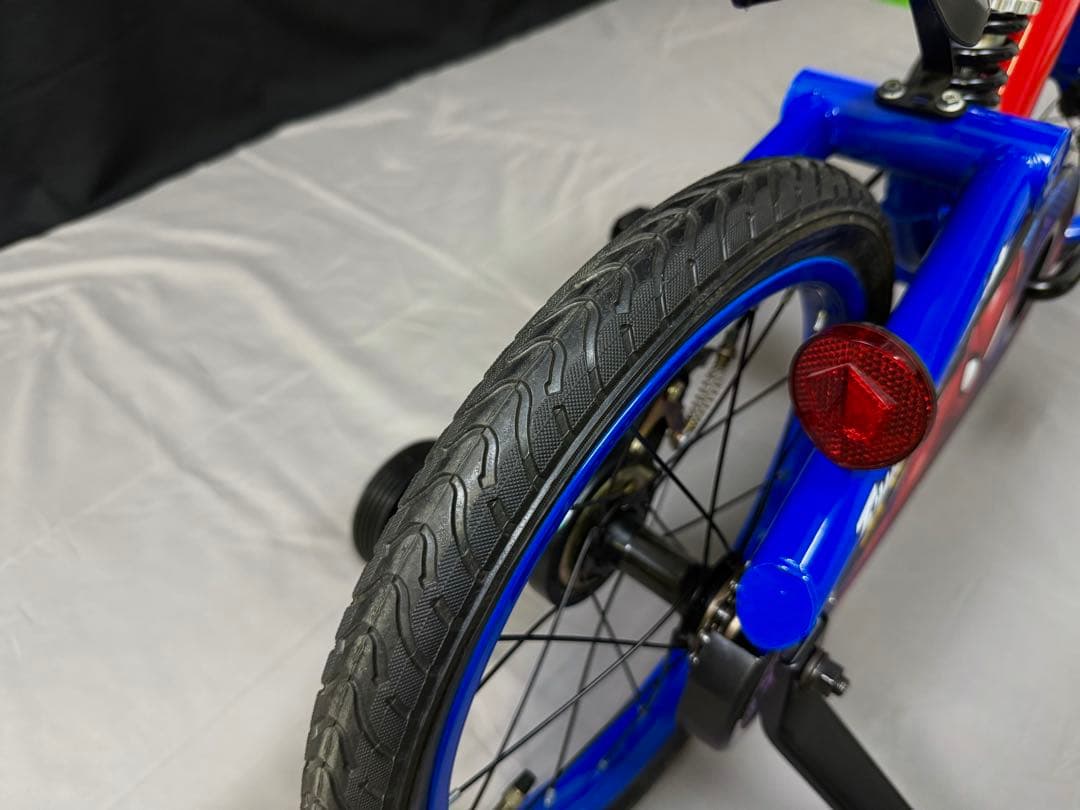 16インチ SPIDER-MAN 子供用自転車 補助輪付き サスペンション付き