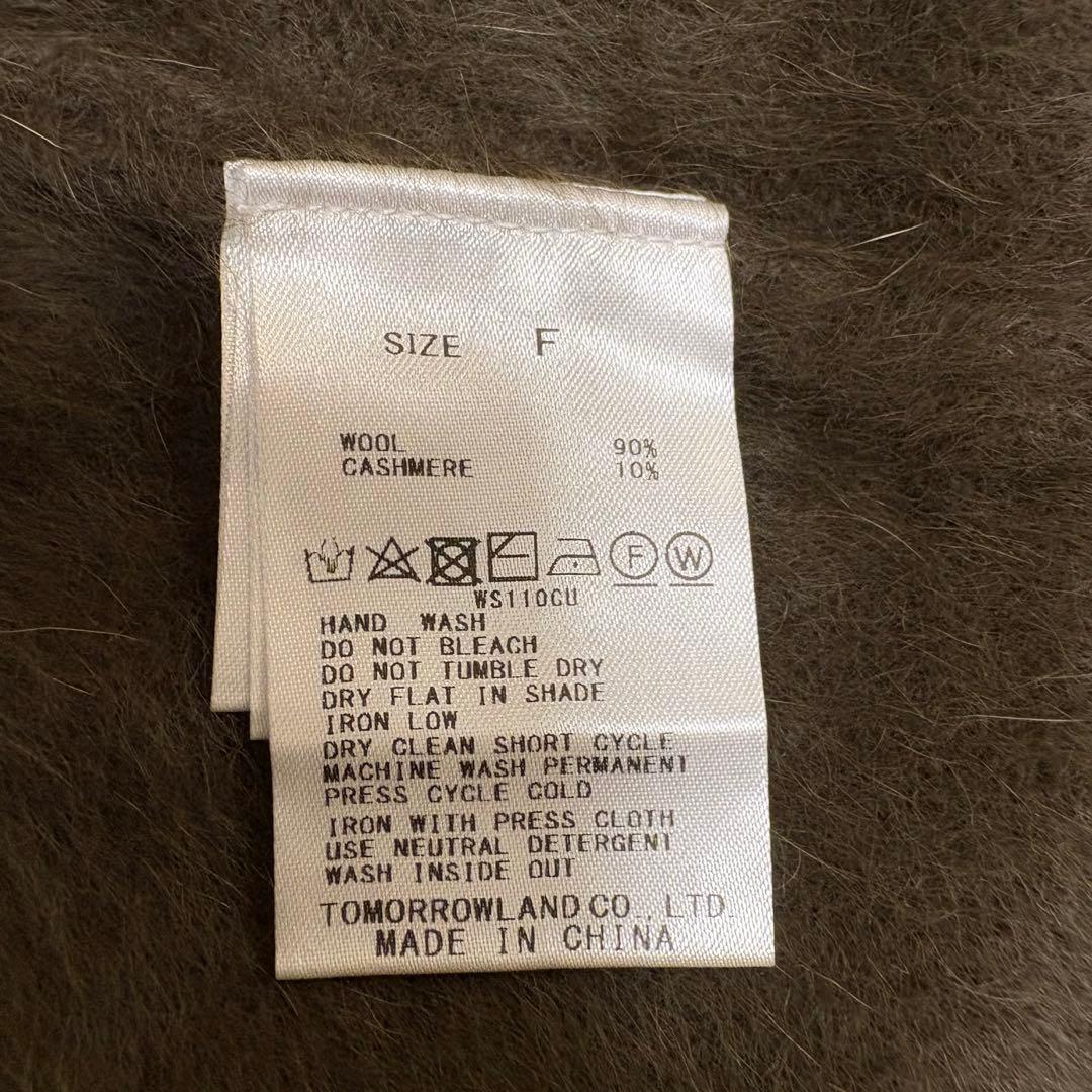 新品✨DES PRES カシミヤ ニットベスト Vネック 金ボタン