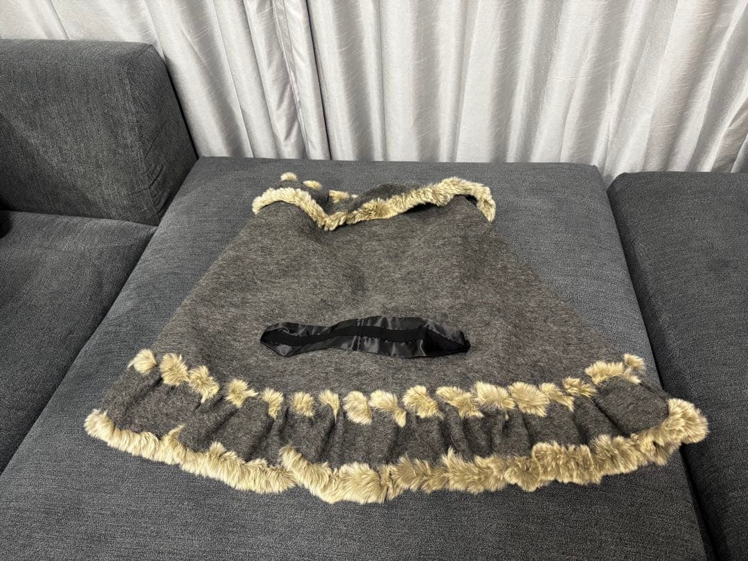 TO BE CHIC グレー ケープ