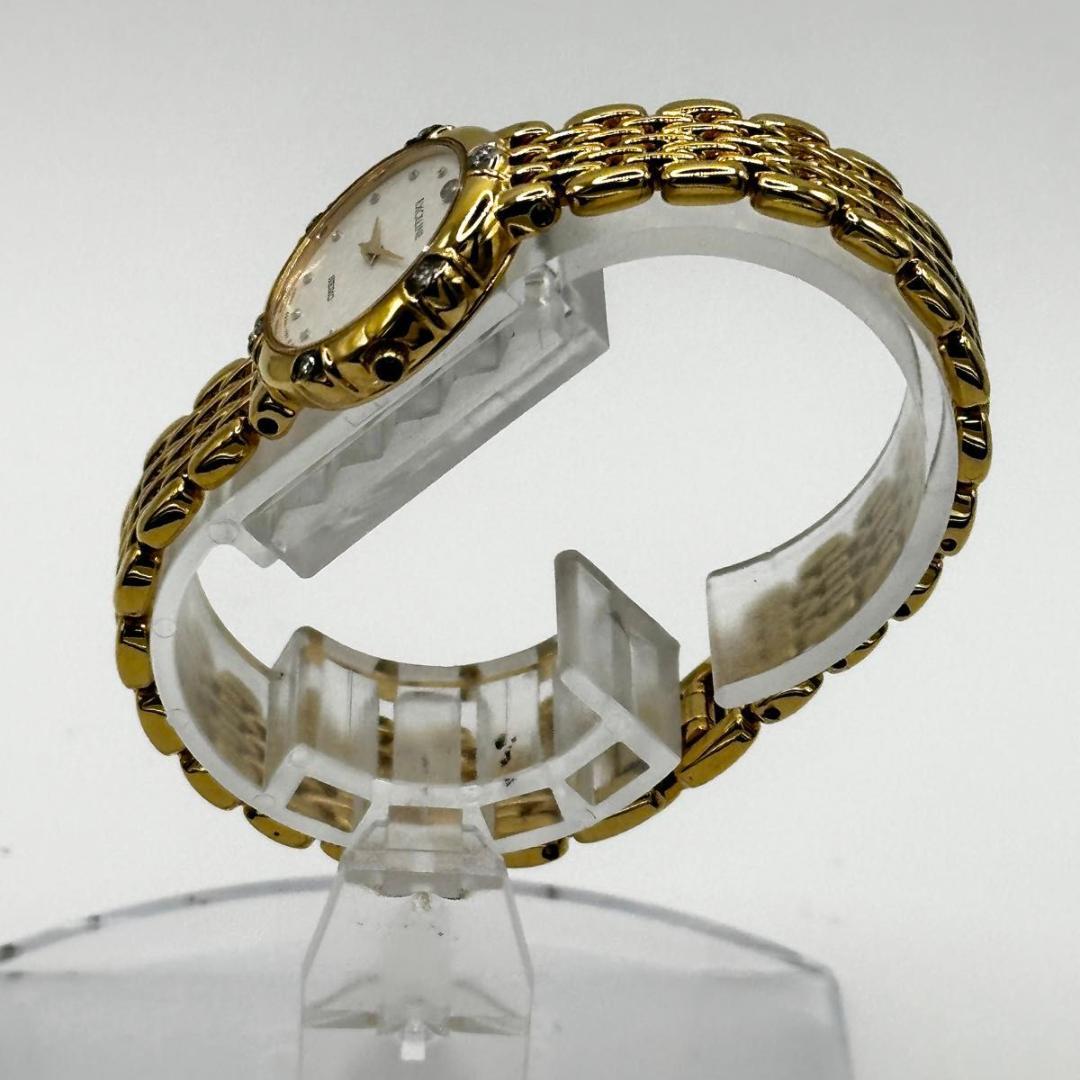 SEIKO　エクセリーヌ ダイヤベゼル レディース クオーツ 腕時計 ゴールド