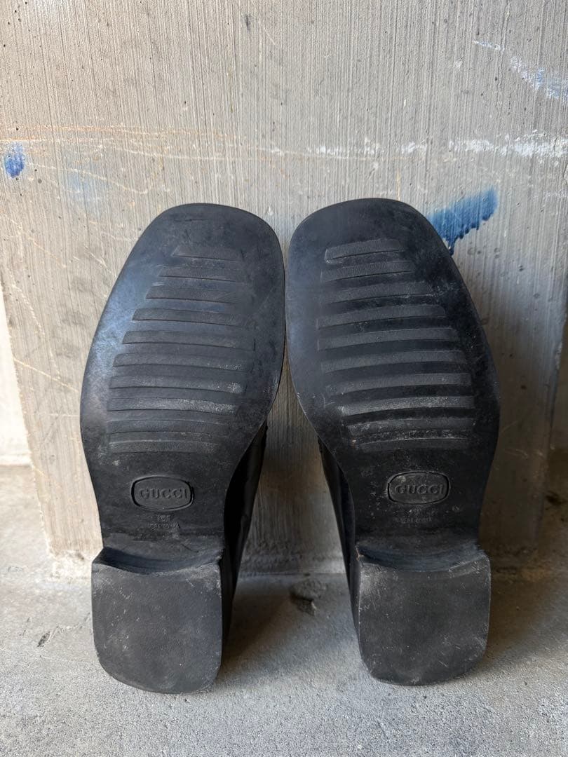 靴 GUCCI Archive Black Horsebit Loafers