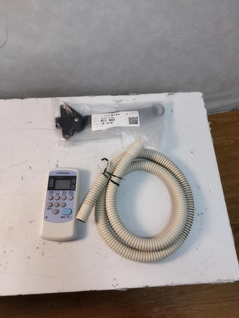 K☆034 コロナ ウィンドエアコン CWH-A1823R 冷暖房兼用タイプ！