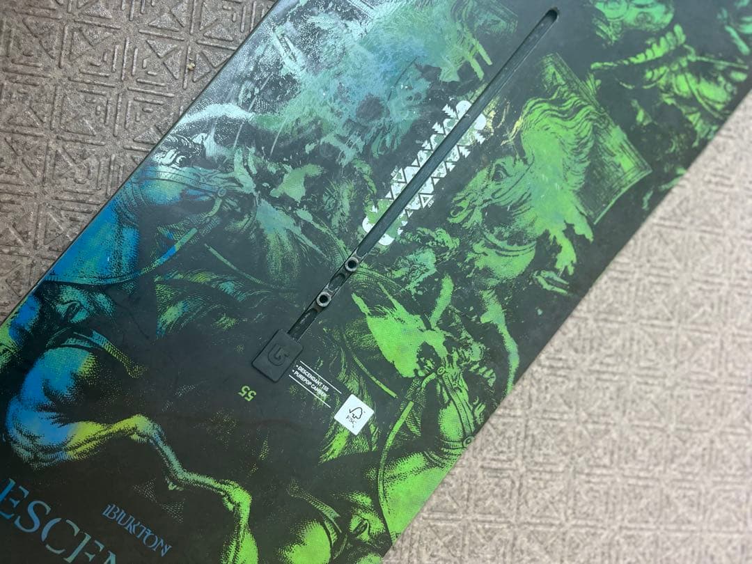 ★ Burton(バートン)DESCENDANT(ディセンダント)スノーボード