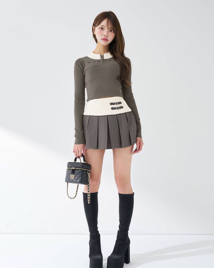 ダーリッチ キルティングスクエアミニバッグ 黒