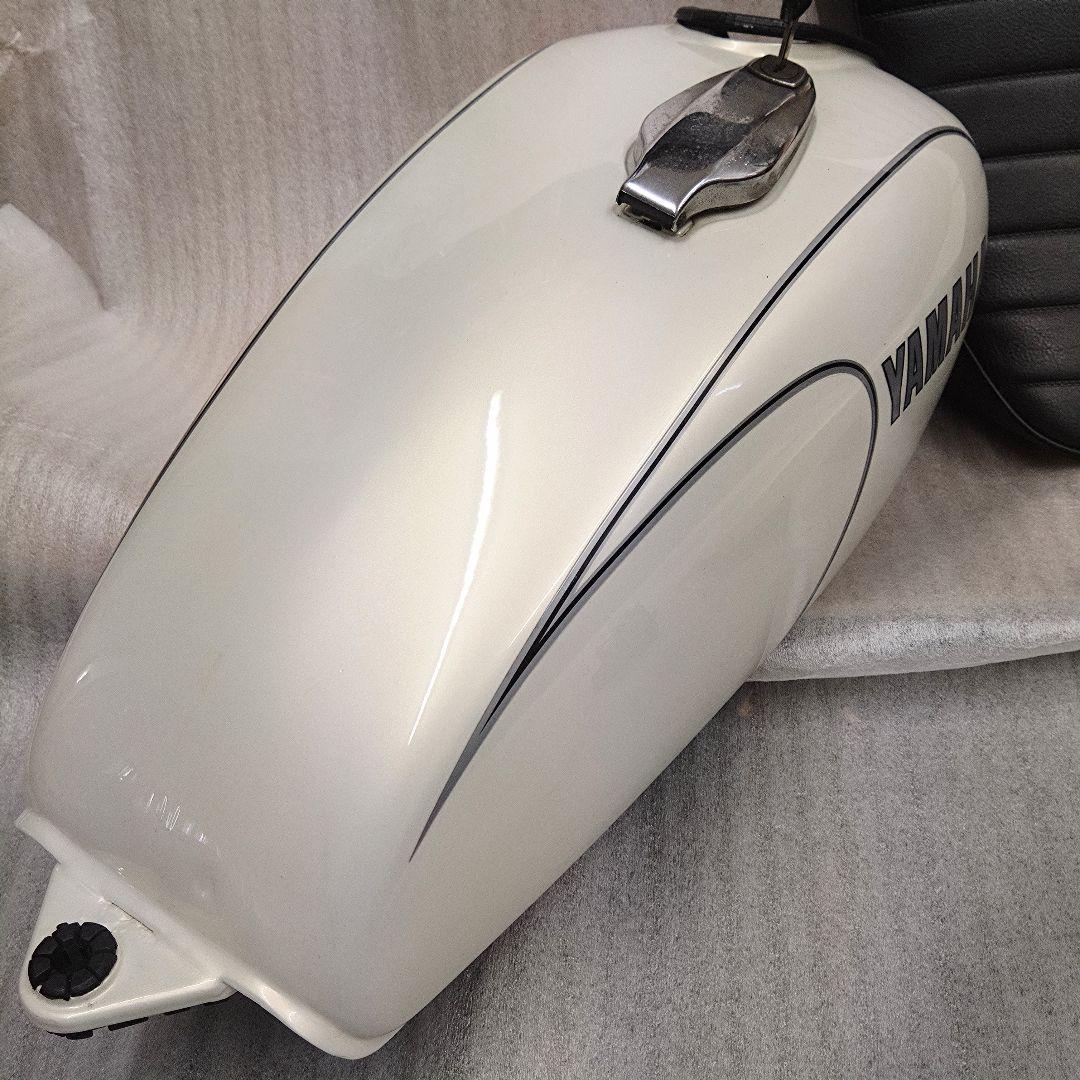 ゆーやんSR400/500 キャブタンク シート サイドカバー 外装セット