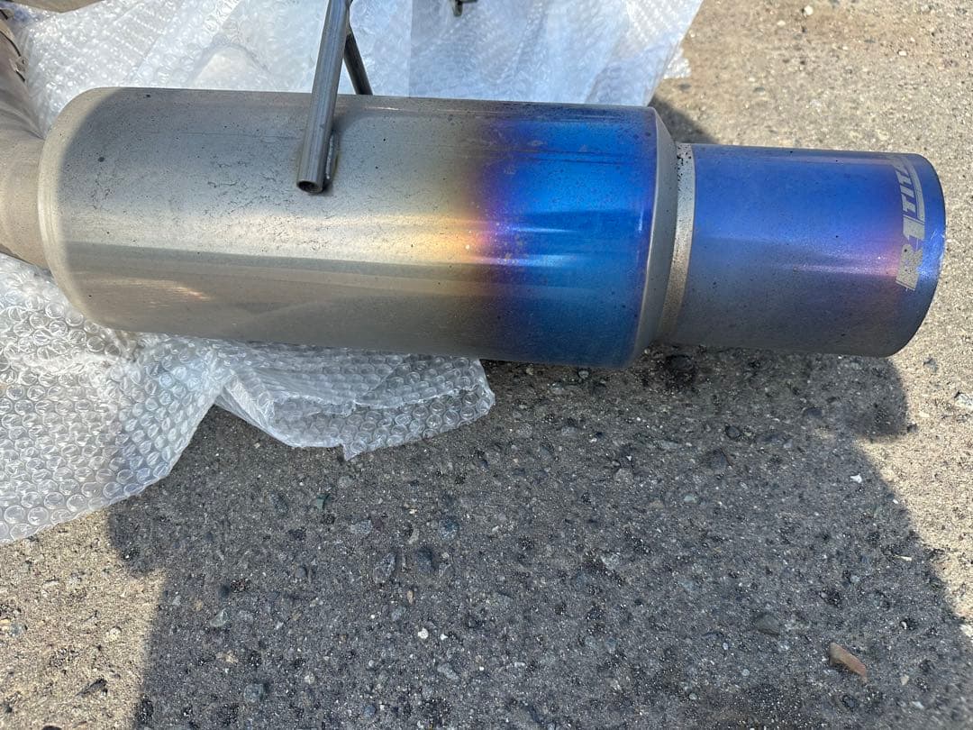 amuse R1チタン青炎　VAB/VAGマフラー1本だし