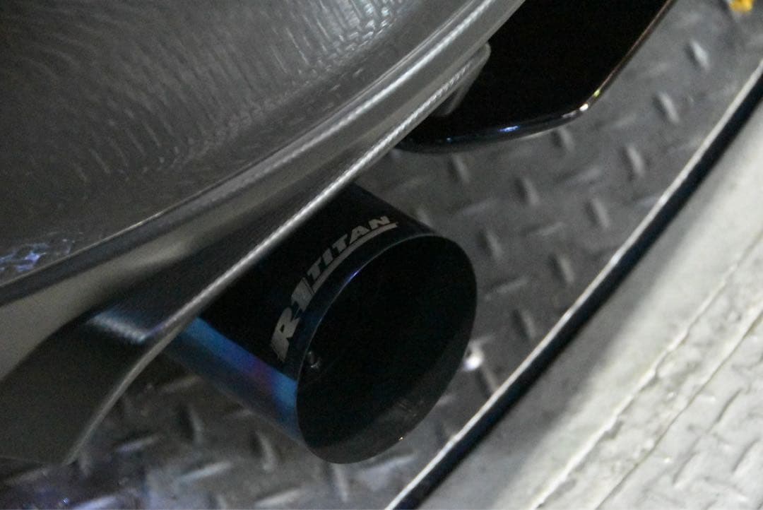 amuse R1チタン青炎　VAB/VAGマフラー1本だし