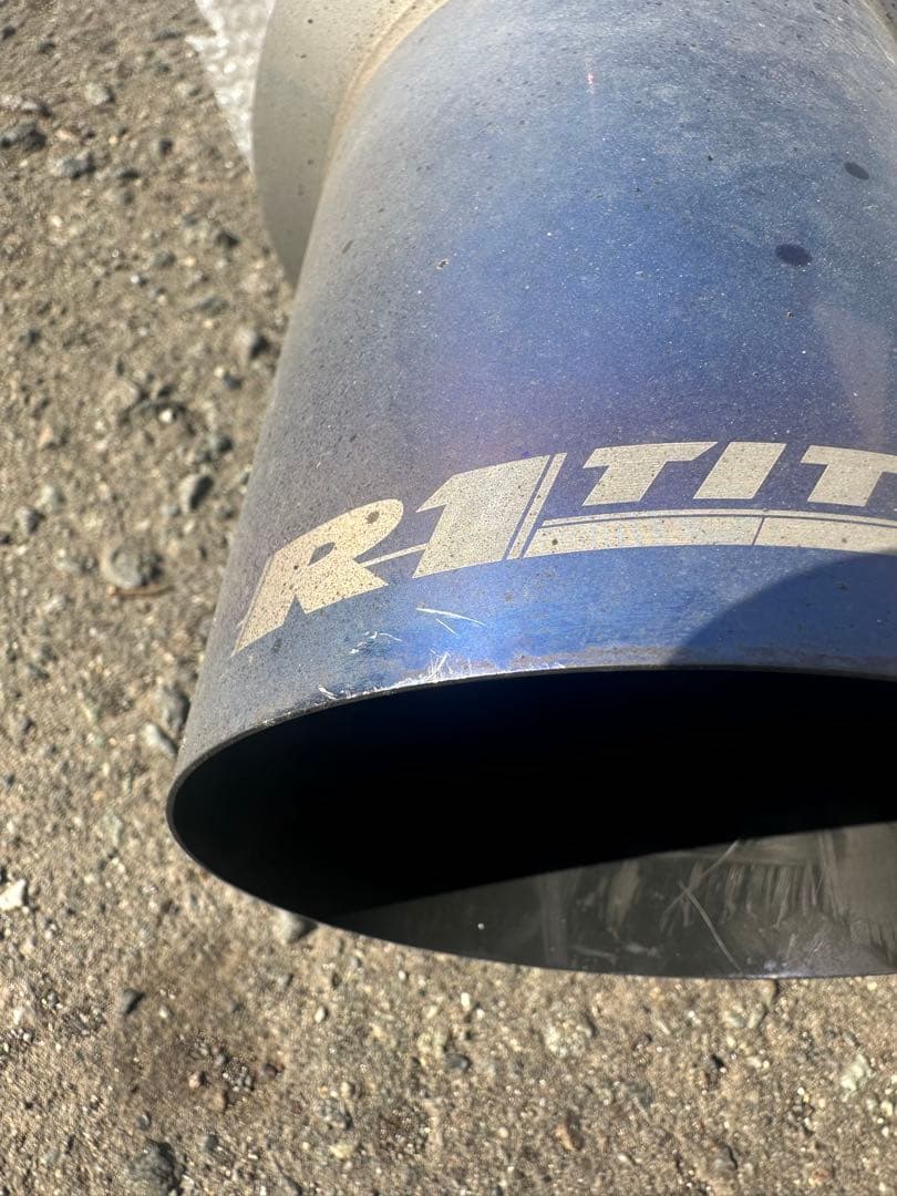 amuse R1チタン青炎　VAB/VAGマフラー1本だし