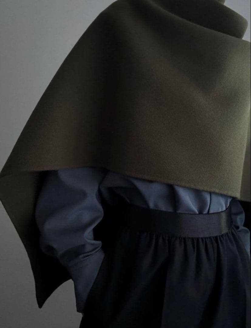 t*o様 [digne] ディニュ　throw shawl cort 《khak