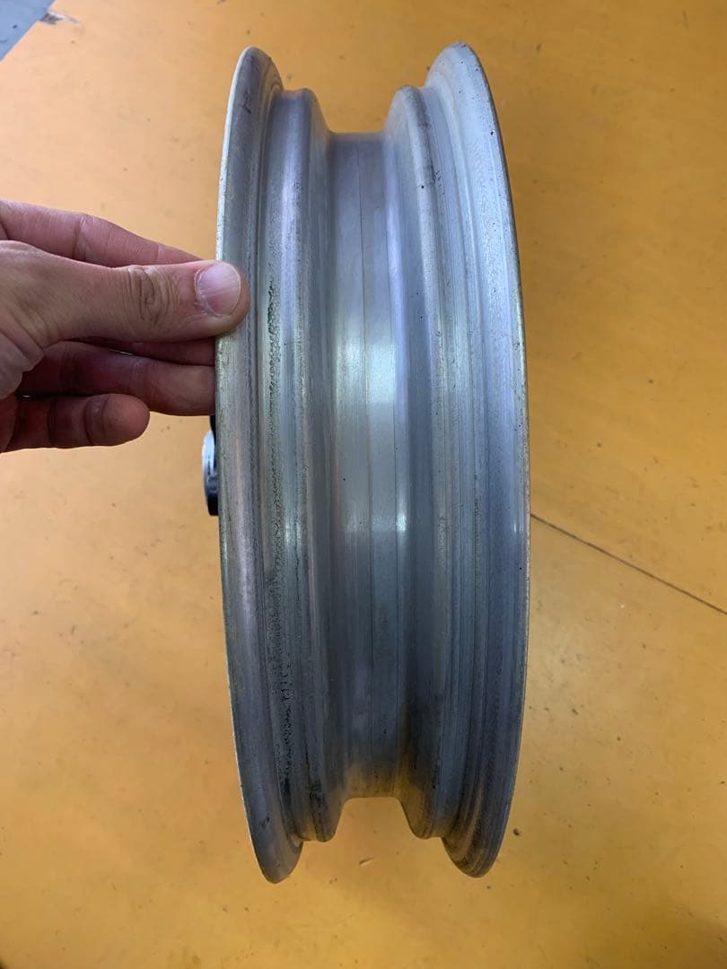 ハーレー　エボリューション　16インチホイール