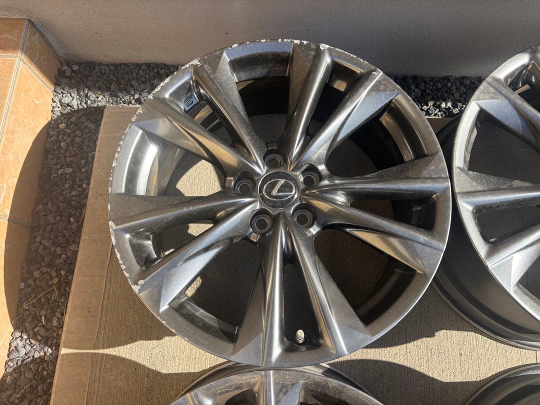 Lexus ES Fスポーツ19インチ