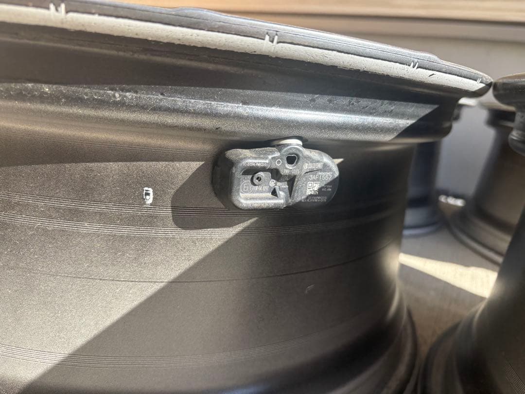 Lexus ES Fスポーツ19インチ