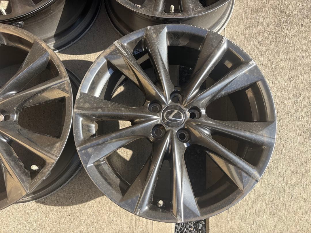 Lexus ES Fスポーツ19インチ