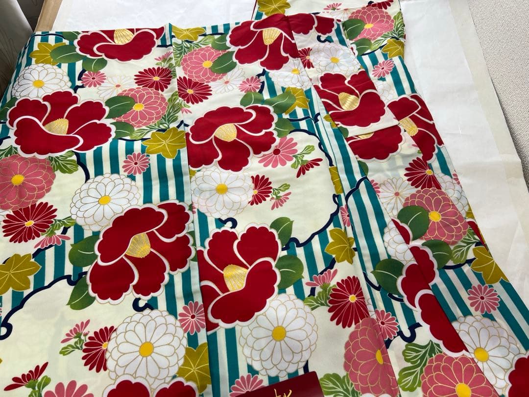 未使用品 ポリ仕立上二尺袖振袖 総柄 ポリ襦袢付き卒業式 成人式③