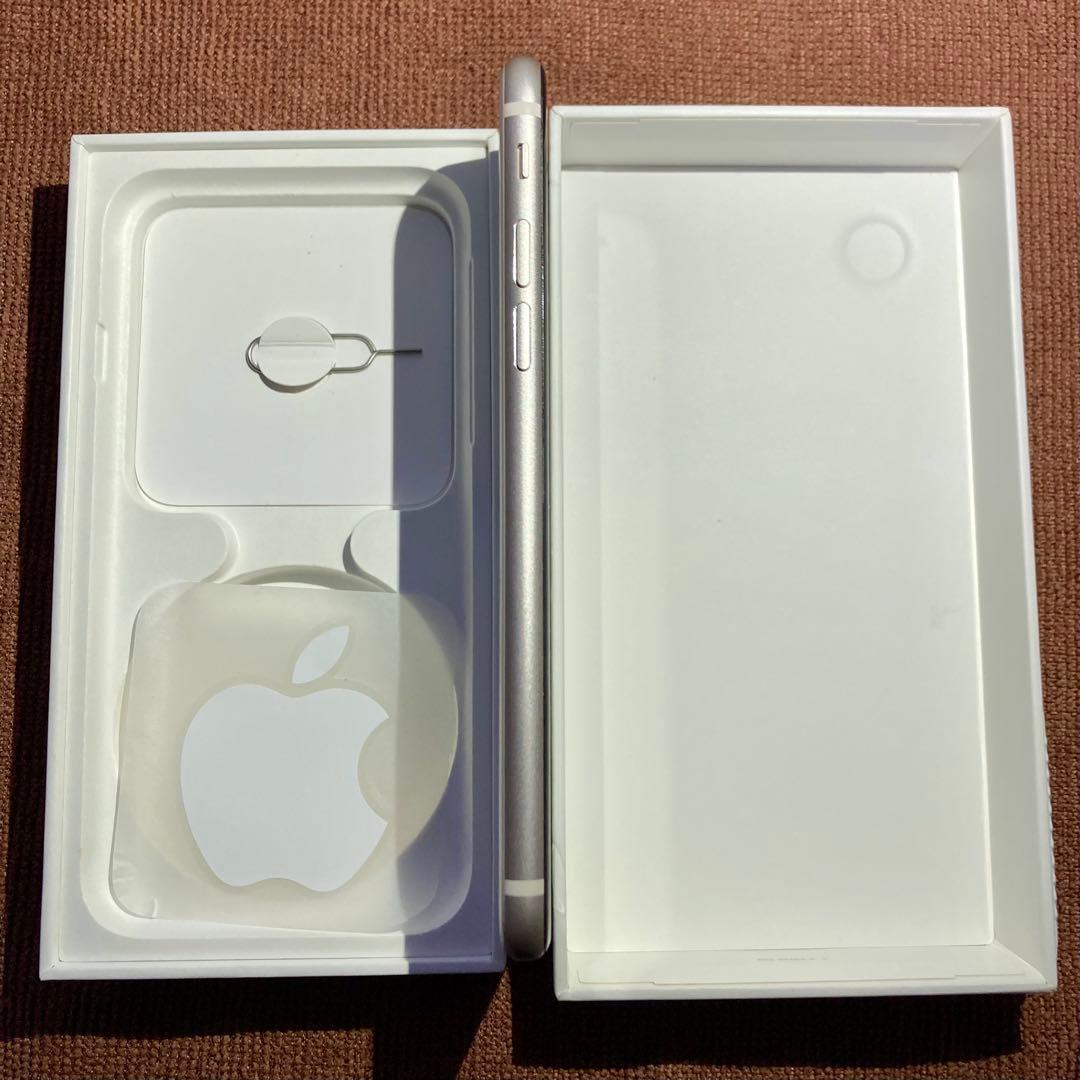 Apple iPhone SE (第3世代) ホワイト 本体 ※ジャンク