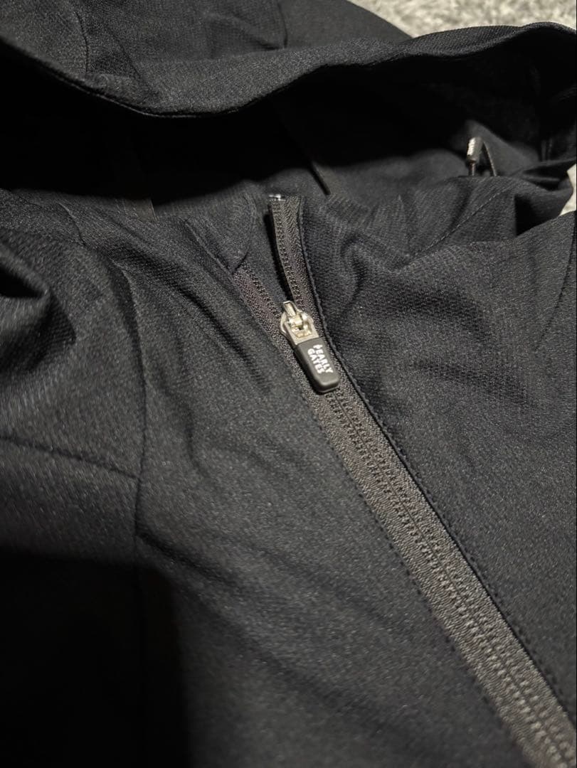 PEARLY GATES ブラックジャケット フード付き