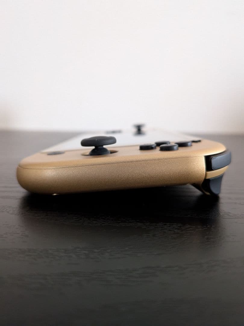 【新品同様・完品】Nintendo Switch Lite ハイラルエディション