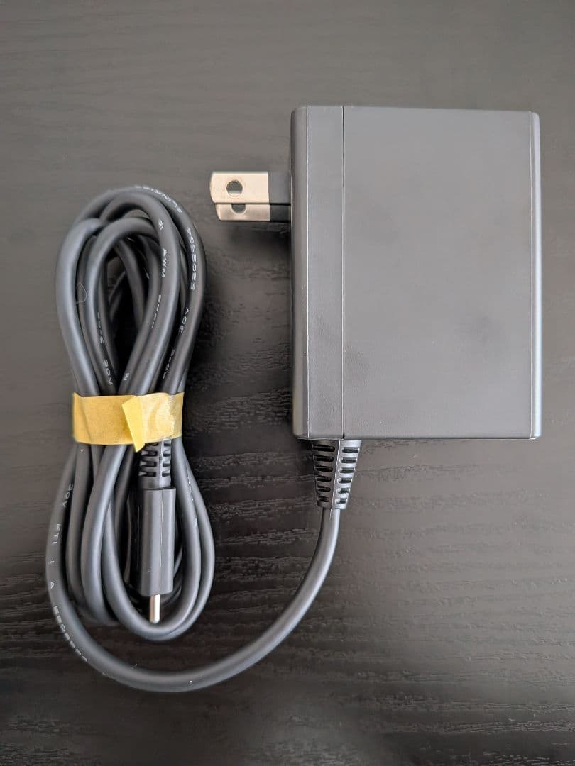 【新品同様・完品】Nintendo Switch Lite ハイラルエディション