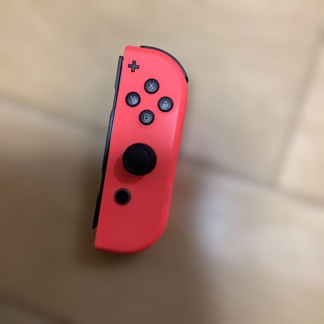 ニンテンドー Switch (コントローラー２個＆ モンハン プロコン 付き)