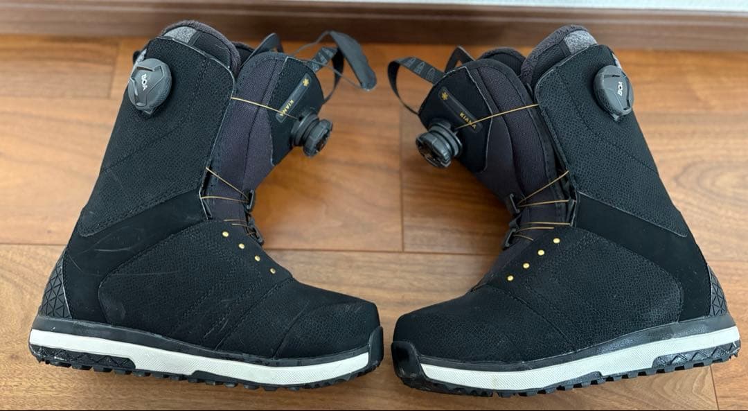 スノーボードブーツ ブラック　23.5