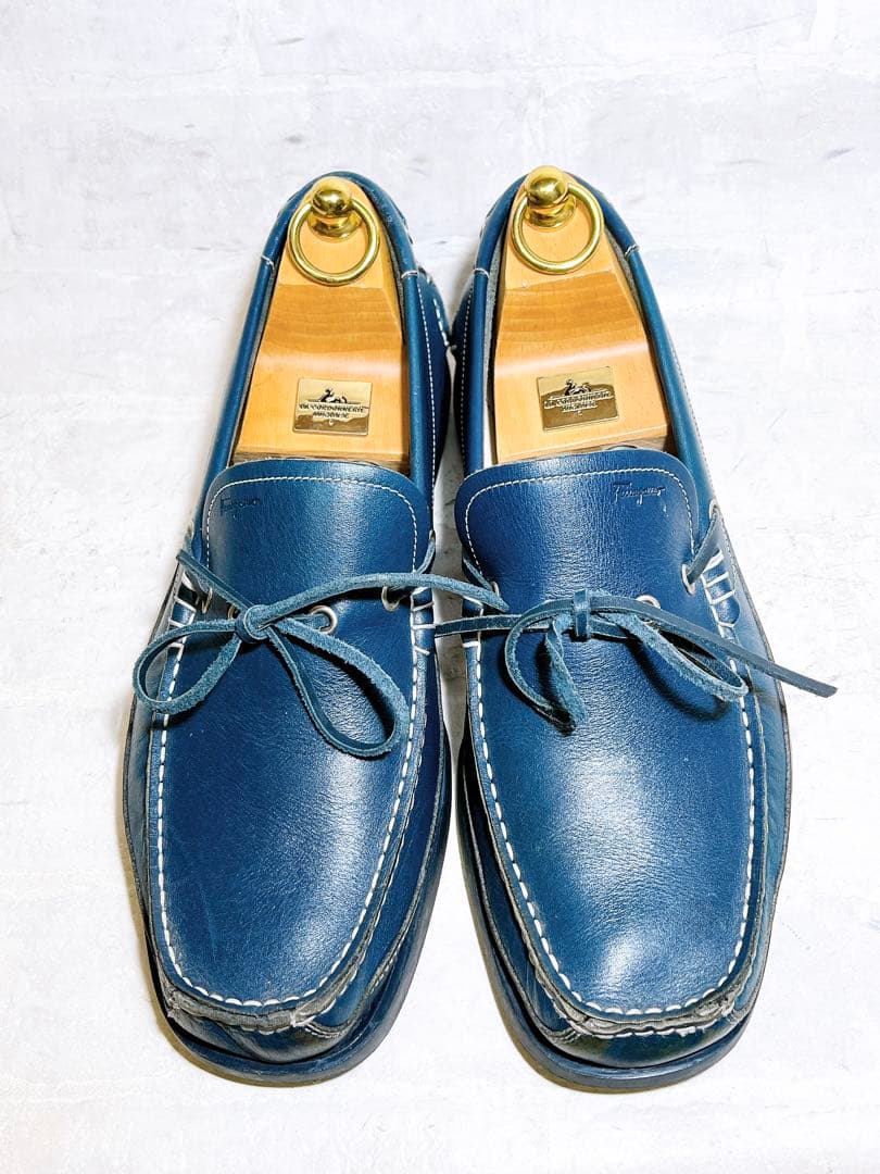 【美品】サルヴァトーレフェラガモ 高級 デッキシューズ US8.5EE