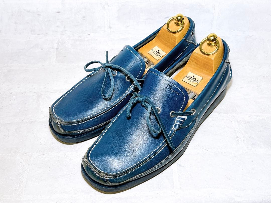 【美品】サルヴァトーレフェラガモ 高級 デッキシューズ US8.5EE