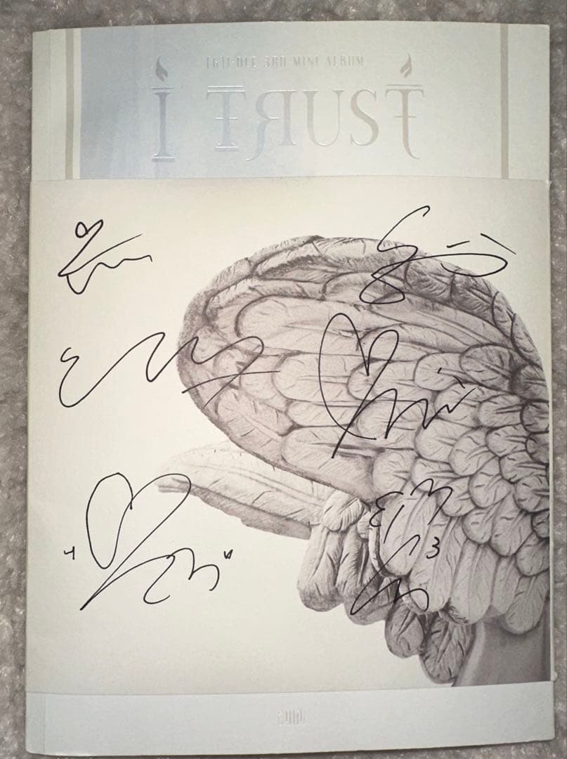 (G)I-DLE : I TRUST 非売品 サイン入りアルバム レア