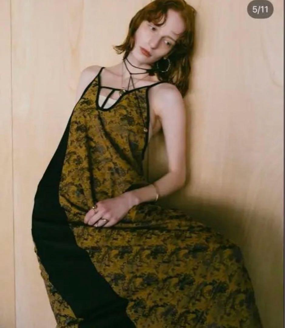 marte Sahara ワンピース　早い者勝ち　秋冬　オケージョン　結婚式人気