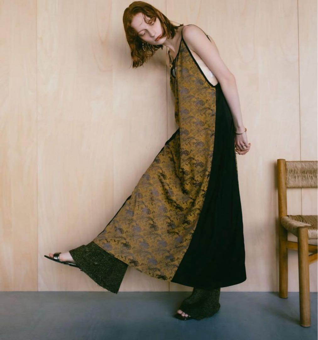 marte Sahara ワンピース　早い者勝ち　秋冬　オケージョン　結婚式人気