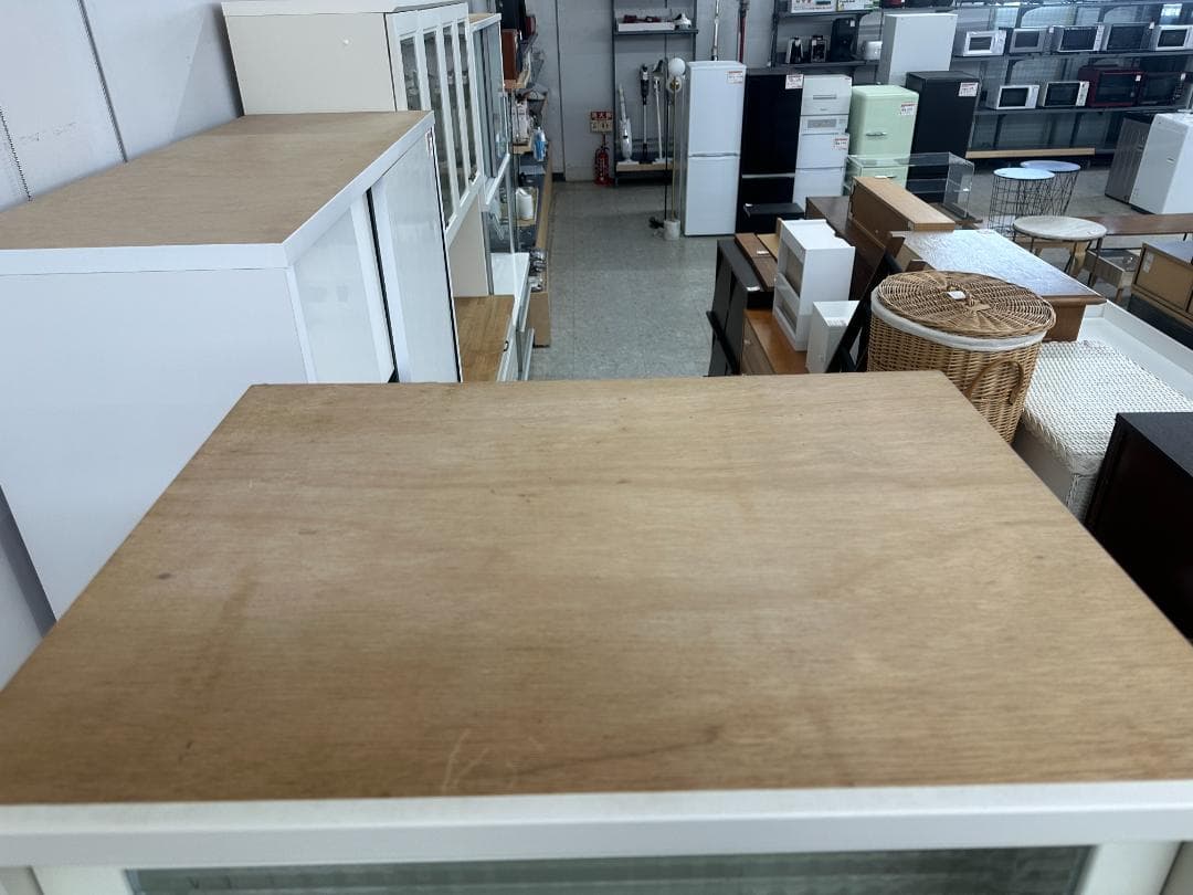 ビーカンパニー 食器棚 レンジボード クルム レトロ ホワイト