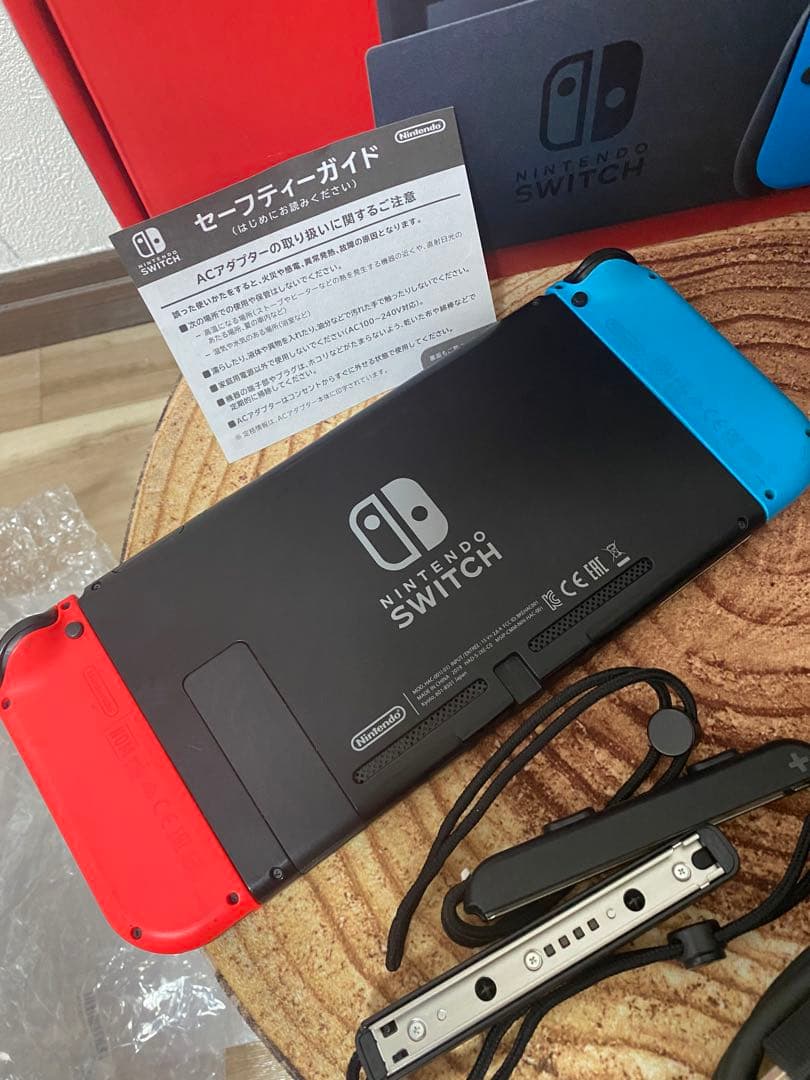 Nintendo Switch ニンテンドースイッチ本体　ネオン ②