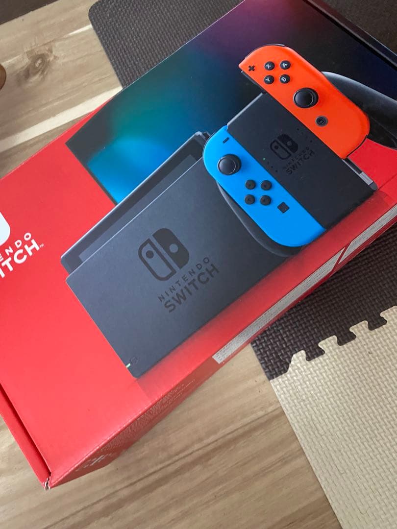 Nintendo Switch ニンテンドースイッチ本体　ネオン ②