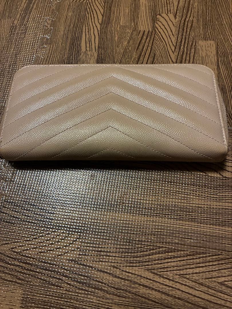 YSL キルティング長財布