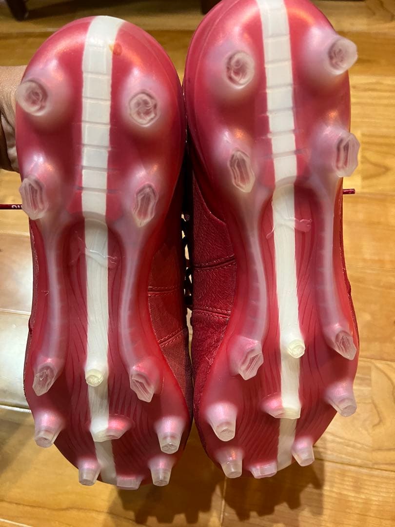 PUMA KING プラチナム 911 レーザータッチ FG/AG 26cm 赤