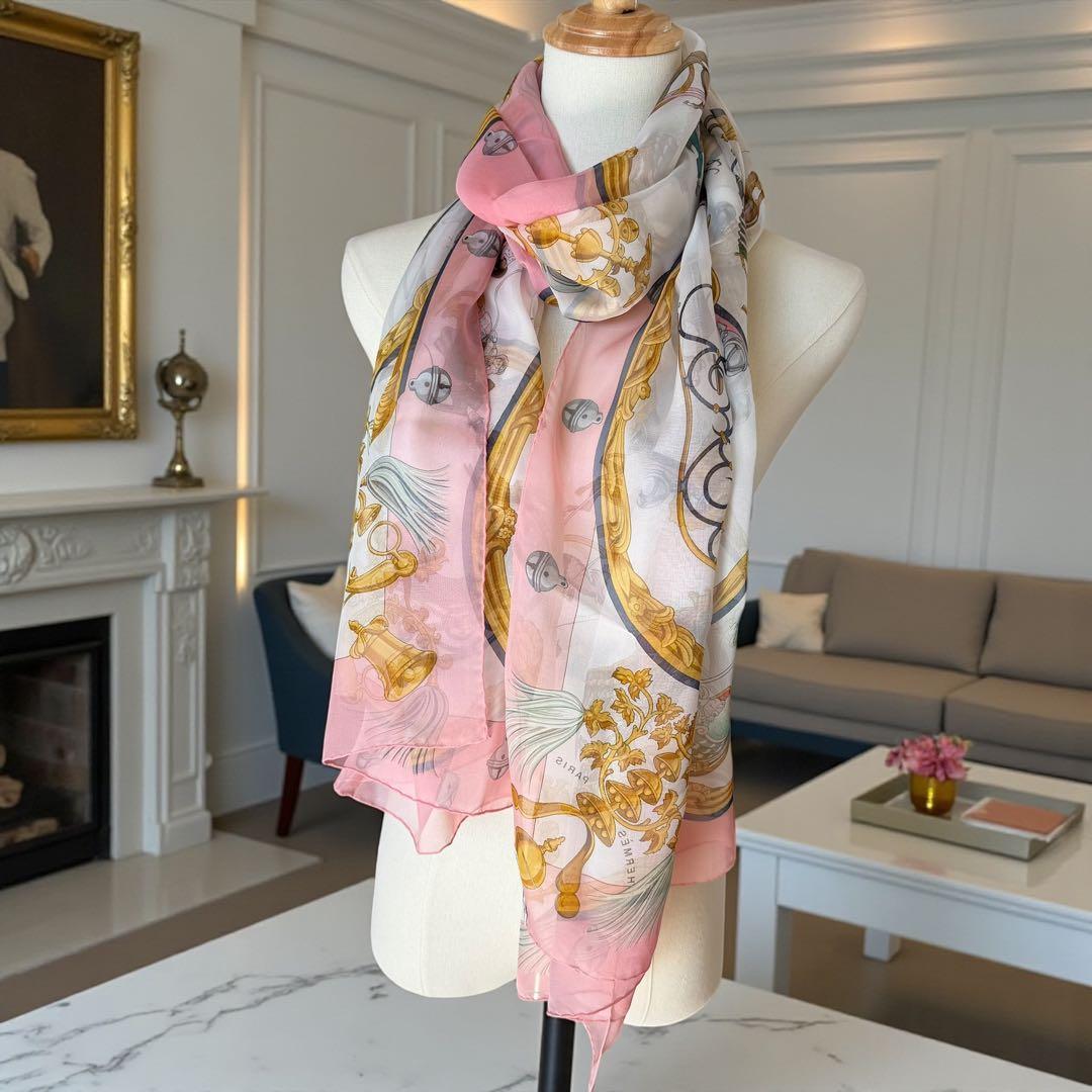 HERMES シルクモスリン ストール　羽飾りと鈴　174×89 大判