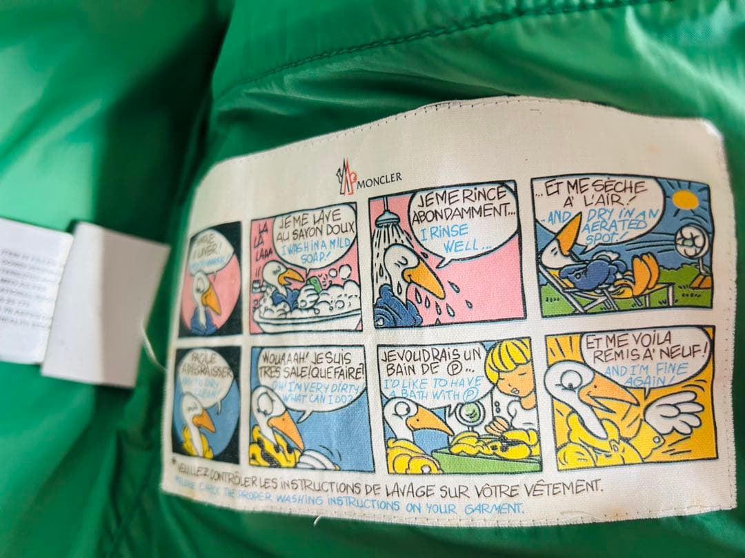 MONCLER グリーン ダウンベスト