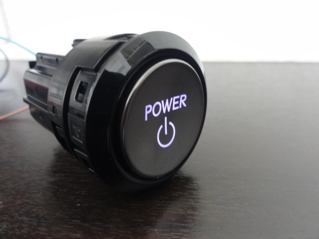 新型NX☆レクサス純正エンジンプッシュスタートスイッチ!90ヴォクシー7P!!