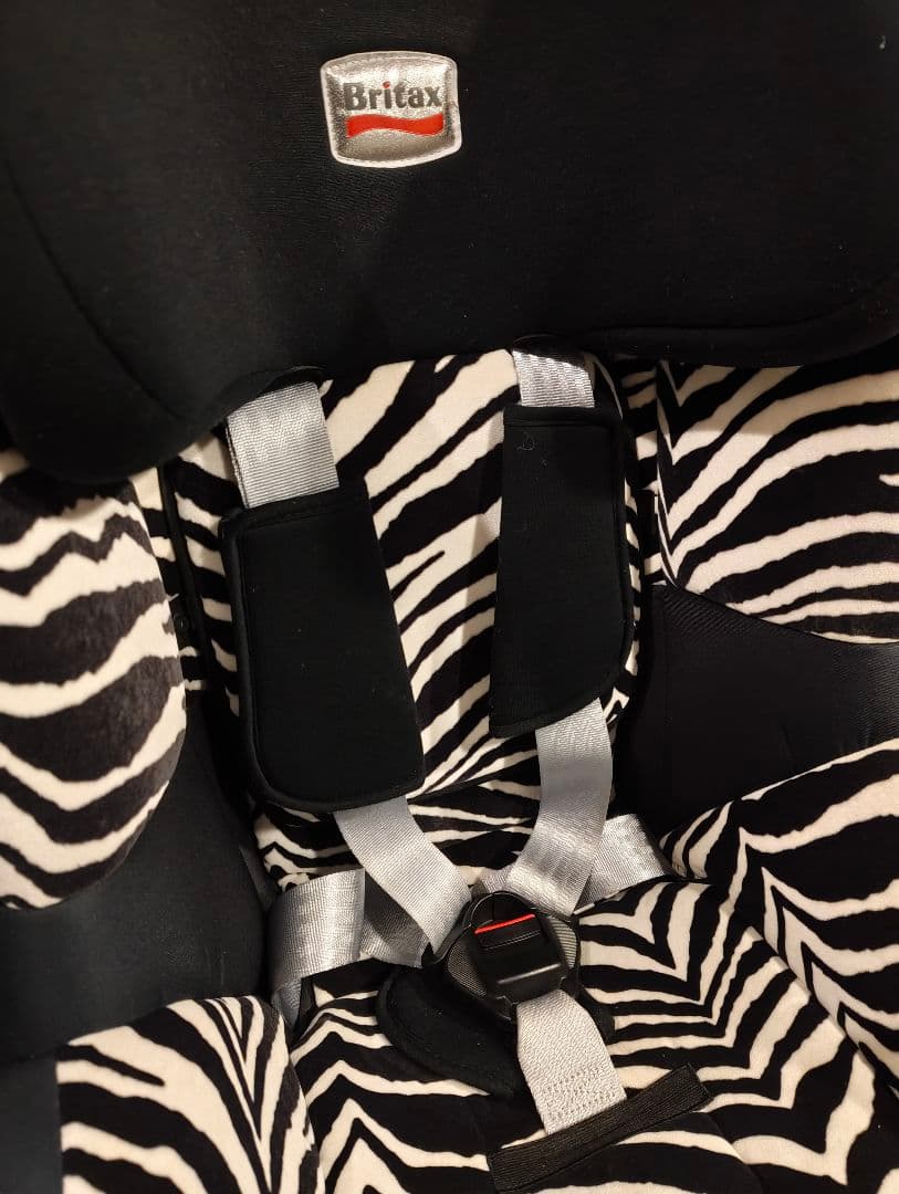 Britax Römer DUALFIX 回転式 ISOFIX ゼブラ柄