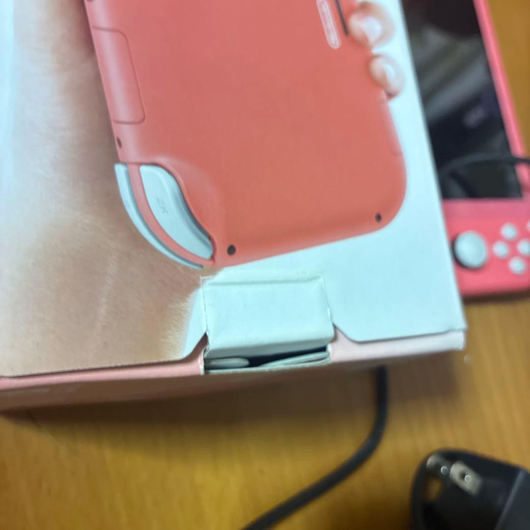 Nintendo Switch ライト ピンク
