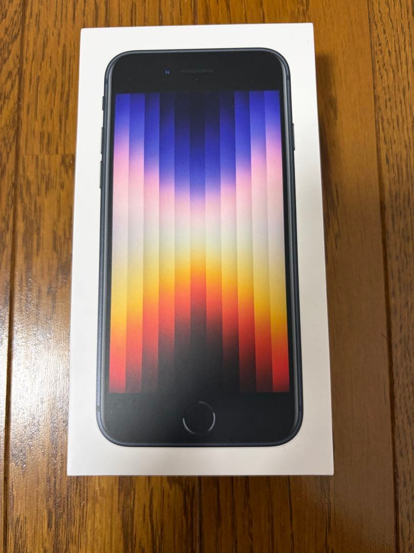 Apple iPhone SE (第3世代) 本体 64GB