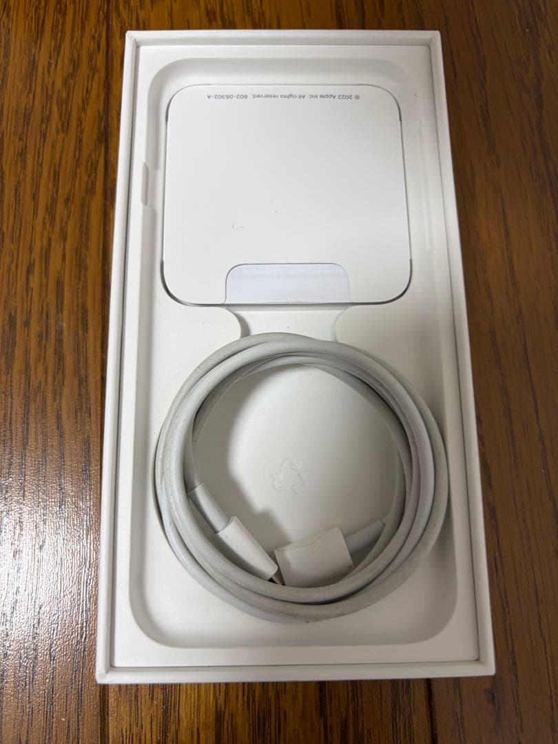 Apple iPhone SE (第3世代) 本体 64GB