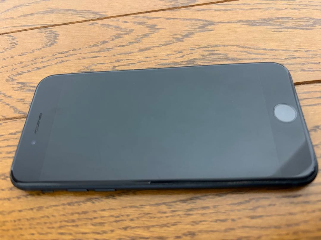 Apple iPhone SE (第3世代) 本体 64GB