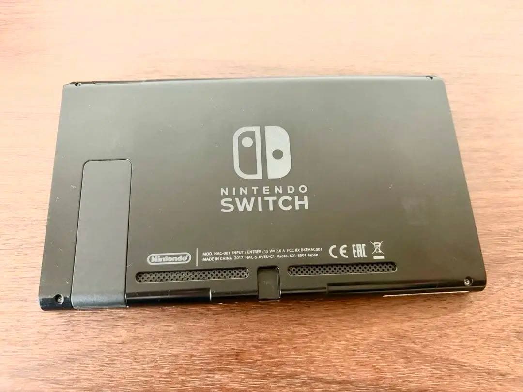任天堂switch本体(箱付き)+プロコン(箱付き)