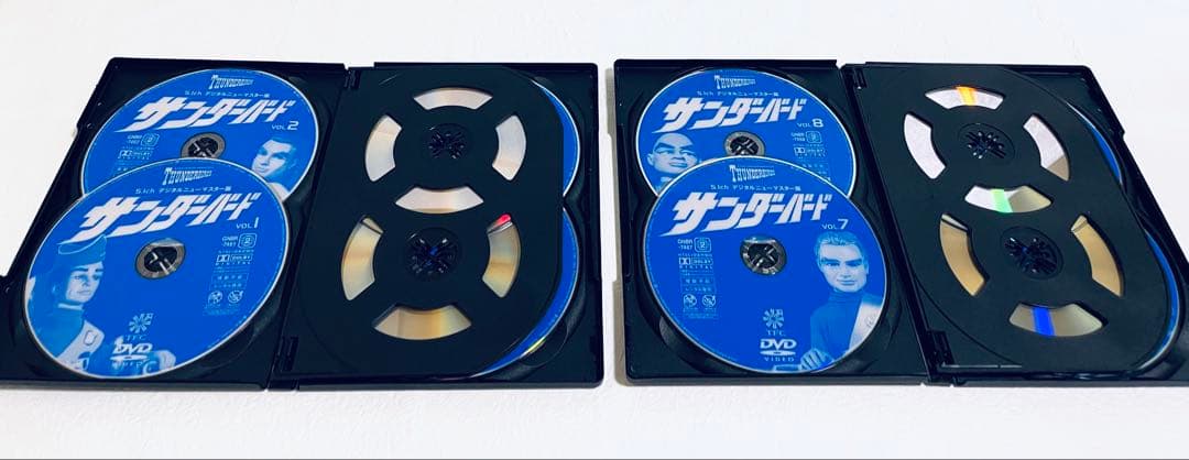 サンダーバード　デジタルニューマスター版　全16巻+劇場版２枚　DVD 全巻