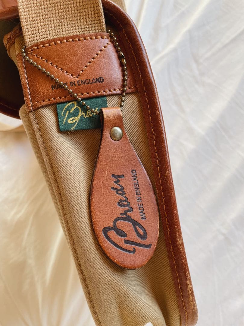 Brady STOUR Color: KHAKIカーキ