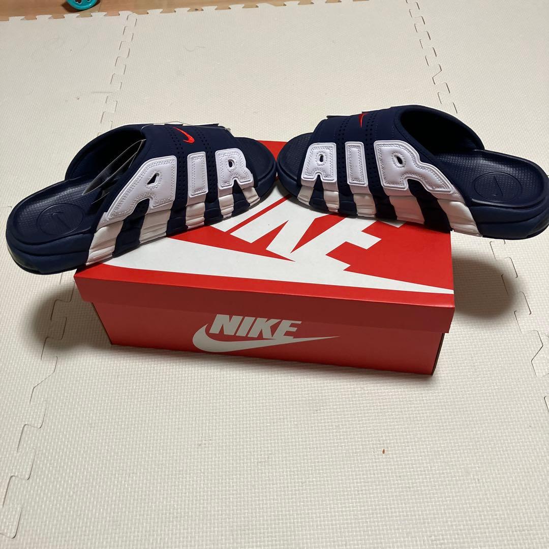 新品未使用☆ナイキ エアモア アップテンポスライド