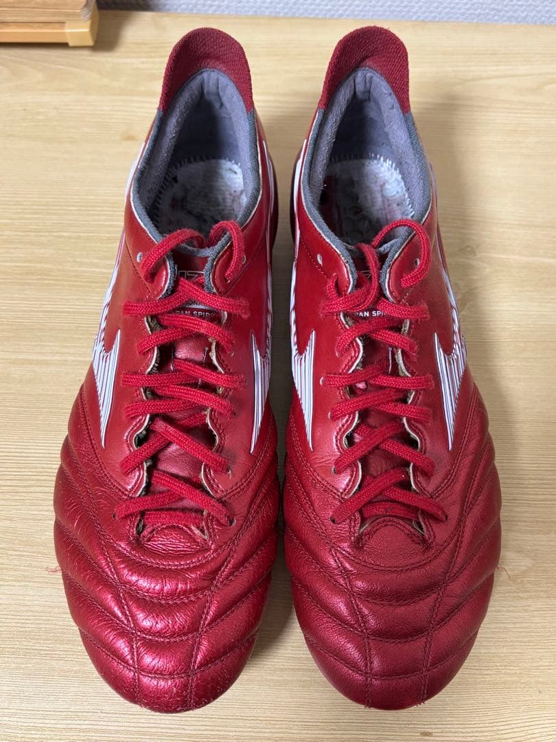 サッカースパイク　ミズノ　モレリアネオ３