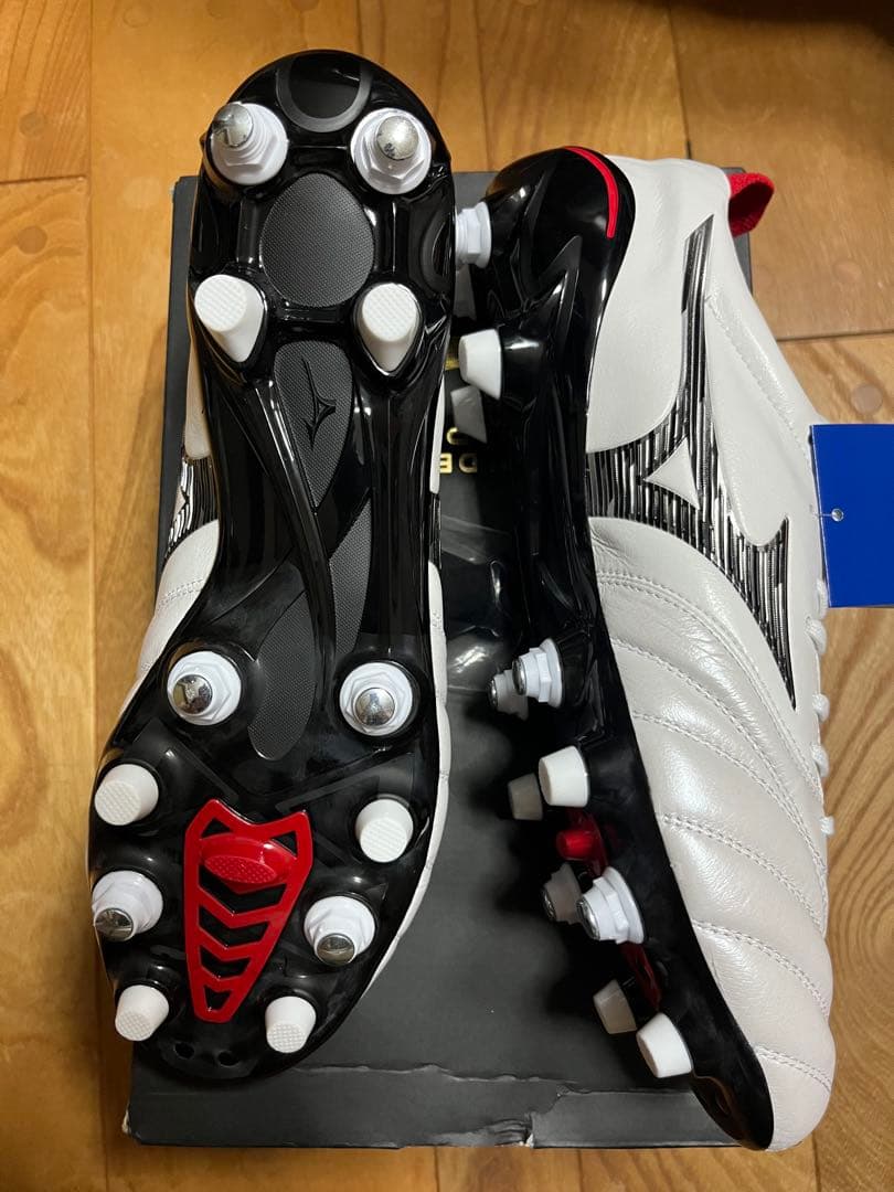 新品　大特価　ミズノ　モレリア NEO 4 JAPAN MIX 27cm